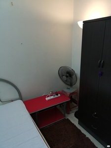 Single Room at Taman Perling, Iskandar Puteri (Near Bukit Indah, Free Wifi, Utilities Included)