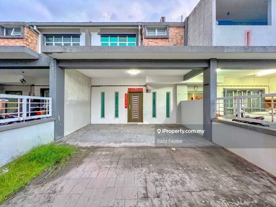 2 Storey Terrace Intermediate with Perfect Feng Shui