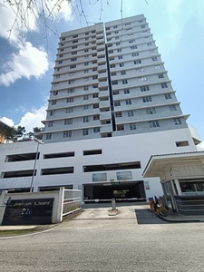 (CAN NEGO) 228 Selayang Condominium with Build In Kitchen Cabinet