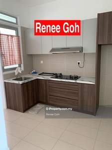 Ready With Build in Kitchen And Aircond, Idea unit for Rent