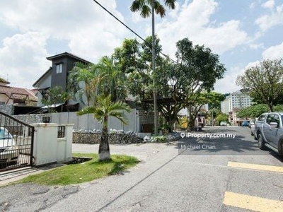 Taman Wawasan 2 End Lot Double Storey House For Rent Great Locaton