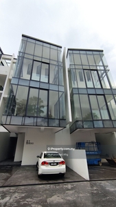 4 Storey Superlink Villa empire residence, Damansara Perdana, New Unit