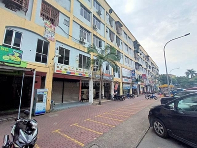 Apartment Hentian Kajang, Sebaris KK