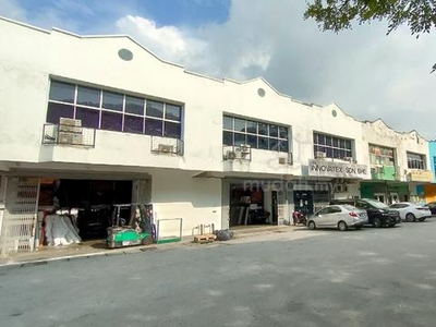 Bukit Serdang Corner Factory