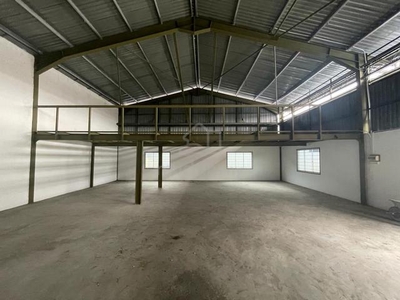Double Storey Semi D Warehouse FOR SALE at Bintawa