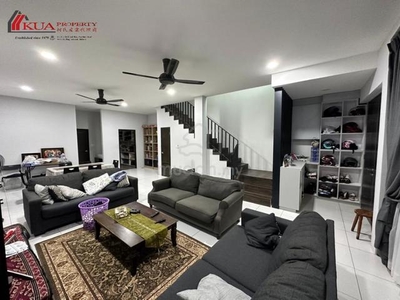 Double Storey Terrace House (Bumi Lot) For Sale! at Samariang