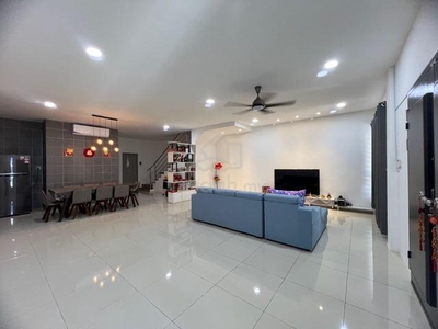 Extra Large Double Storey Terrace House at Jln Stephen Yong For Sale