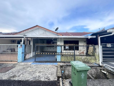 *FOR SALE* Single storey terrace intermediate at Desa Wira, Batu Kawa