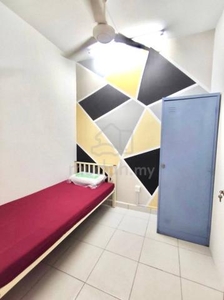 [FREE WIFI] Female Single Room at Mentari Court, Bandar Sunway