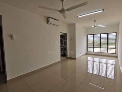 Freehold & Full Loan Vista Sri Tanjung Apartment ,Semenyih -1140sqft