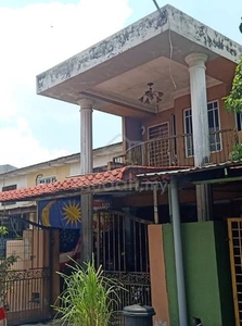 Fully Extended double storey house sek 19 shah alam