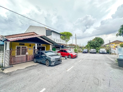 [FULLY EXTENDED & RENOVATED WITH ATTIC] Teres Setingkat Puchong Perdana