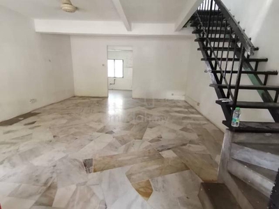 KITCHEN EXTENDED !! 2Stry House For Sale Desa 1 Country Homes END LOT