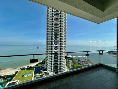Mid floor with combination of nice sea view, city view & hill view!
