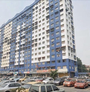 Petaling Jaya Sek 51a, Impian Baiduri apartment with airconds, cabinet