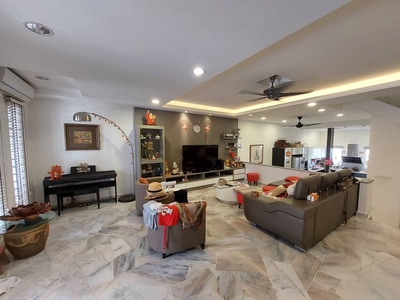 Renovated & Fully Extended 2.5 Storey House In Taman Bukit Utama Ulu Kelang, Ampang
