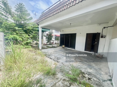 Taman Perak Double Storey Intermediate House For Sale