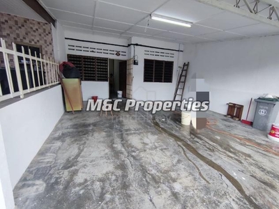 Taman Rasa Sayang Basic Unit 1 Storey House Senawang Seremban For Rent