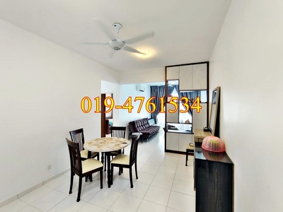 Corner Unit : I-SANTORINI Condominium in Tanjung Tokong ( For Rent )