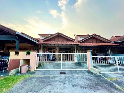 FOR SALE : Single Storey Terrace Taman Ixora BBST Sepang FULLY FURNISHED 1400 sqft