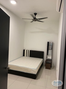 [FREE UTILITIES] No Partition Fully Furnished Middle Room Beside Pavilion Bukit Jalil