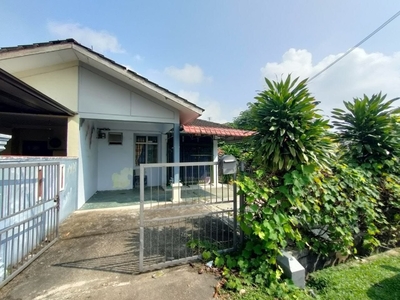 Full Loan Unit, Taman Megah Ria Masai Johor @ Freehold, Corner Lot