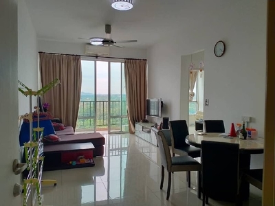 Greenfield Regency Service Apartment @ Freehold, Partially Furnished