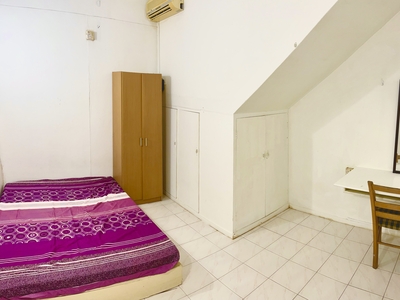 Large (2X) furnished A/C (WiFi+FREE parking) walkable 2MRT