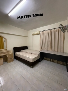 Master Room at Taman Pekaka apartment, sungai dua