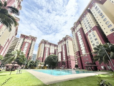 Mentari Court Apartment  Bandar Sunway