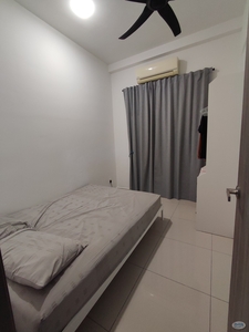 TreeSparina middle room to rent in Bayan Lepas(Prefer single tenant)