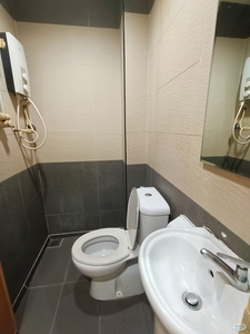 Near Giant Mall Zero Deposit Single Room for rent with Private Bathroom at Petaling Jaya, Selangor