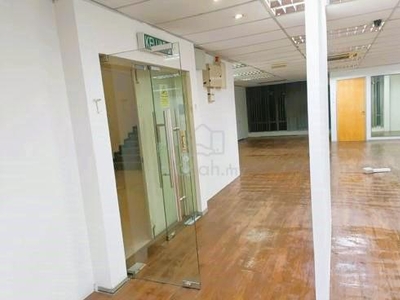Office 3 Two Square Sec 19 Petaling Jaya Lift Facing Main Road Rent