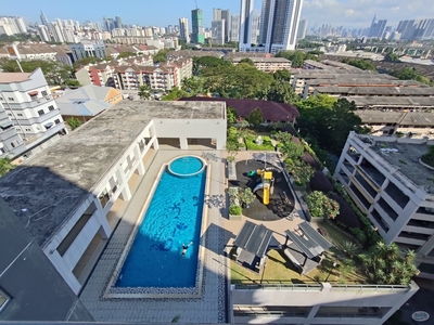 Pool view, Standing Mirror, Private balcony SPRING AVENUE Kuchai Lama, Kuala Lumpur