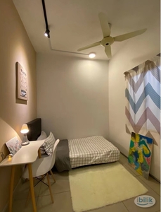 Single Room for rent @ Utropolis Glenmarie Shah Alam (UOW KDU Students ‍ / Workers)