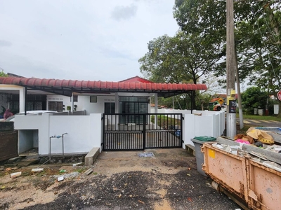 Single Storey House Corner Lot Taman Gadong Jaya, Labu, N.9