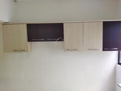 3-bedroom Well-Maintained Apartment Bukit Gedung for rent