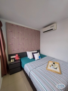 0 Deposit Master room to rent near Vision College and Paradigm Mall. Free Wifi