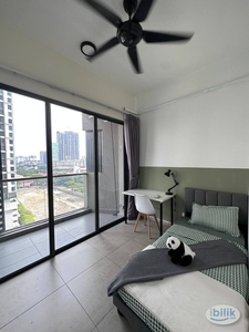 BEAUTIFUL Balcony View Room FULLY FURNISHED with Aircond @ PETALZ OKR inclusive Water & WiFi bills & Cleaning