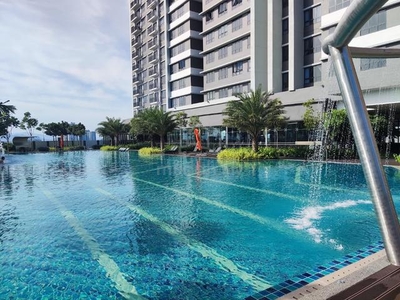 Link with MRT Connaught 2R2B1CP Fully furnished High end condo 2100