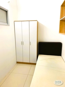 [Male] Small Room For Rent in Pacific Place Block J Ara Damansasra Subang Jaya