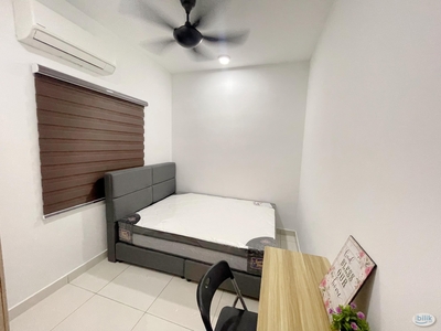 NEW_MALE unit_ Middle Room at Paraiso Residence, Bukit Jalil