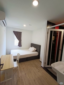 ❤️Zero Deposit Hotel Room With Private Bathroom❤️Nearby LRT ❤️ 5-8 Min Walk to LRT Kelana Jaya Station