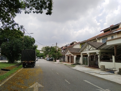 2 Storey House In Taman Klang Utama, Klang For Rent, Suitable For Workers Accommodation