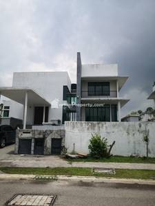 Bungalow House For Sale at Primo