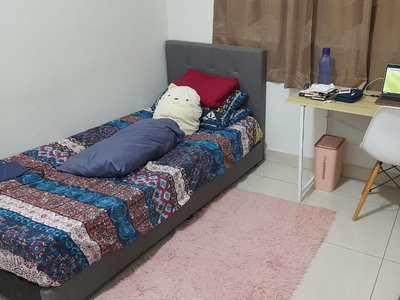 (FEMALE ROOM)Single Room at Zenith Residences, Kelana Jaya