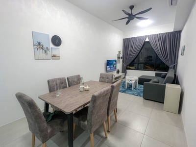 Fully Furnished 1 Bedroom Unit, Walking Distance to MRT