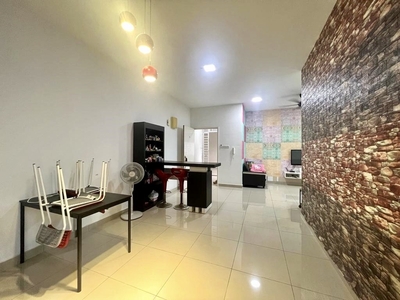 Horizon Residence Bukit Indah Luxury Apartment Fully Furnish For Sale