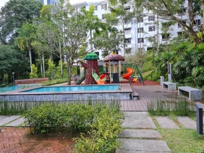Fully Furnished 5 Bedroom Kempas Apartment at Bentong For Rent