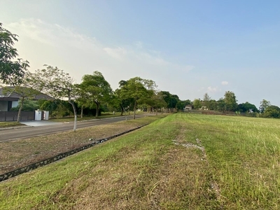 Ledang Heights Bungalow Residential Land Corner Lot For Sale